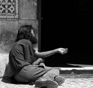 Essay on Beggar in Hindi
