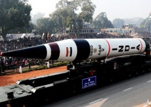 Should India Go Nuclear Essay in Hindi