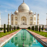Essay on Taj Mahal in Hindi – ऐतिहासिक स्थल – ताजमहल पर निबन्ध