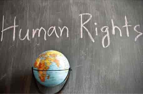 Essay on World Human Rights Day in Hindi