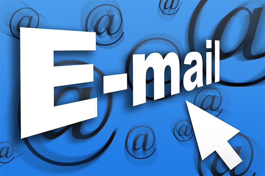 Essay on Email in Hindi