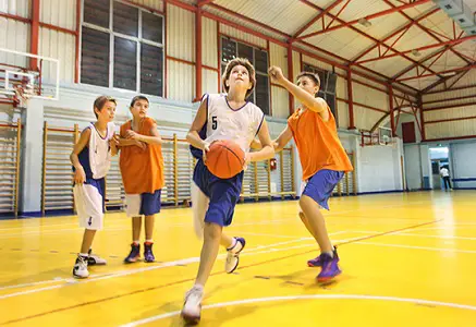 Essay on Basketball in Hindi