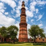 Essay on Qutub Minar in Hindi – कुतुब मीनार पर निबंध