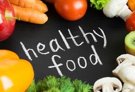 Essay on Healthy Food in Hindi